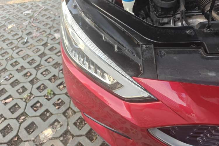 Used MG ZS 2020 180 DVVT Manual Lite Right Front Headlight