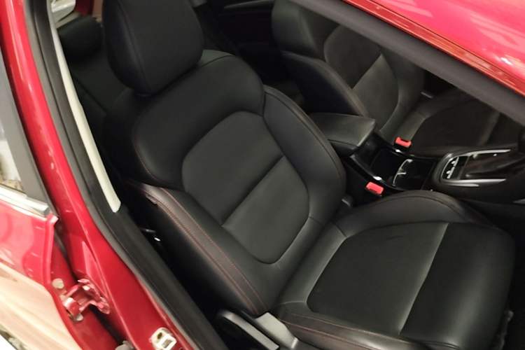 Used MG ZS 2020 180 DVVT Automatic Plus L2+ Right Front Seat