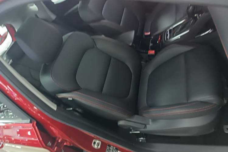Used MG ZS 2020 180 DVVT Automatic Plus L2+ Right Front Seat