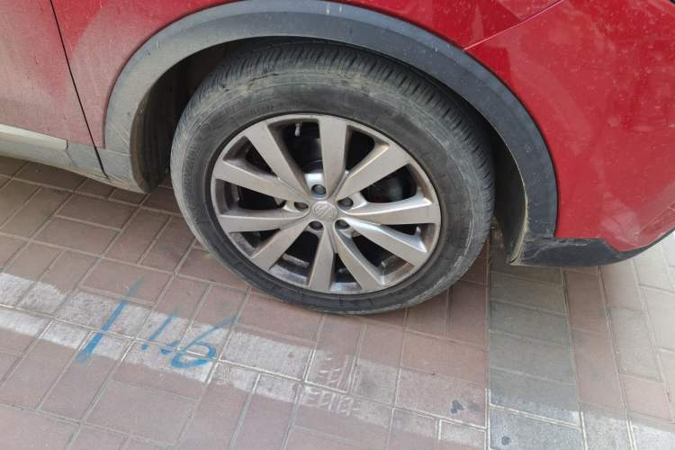 Used MG ZS 2020 180 DVVT Automatic Lite Right Front Wheel Hub