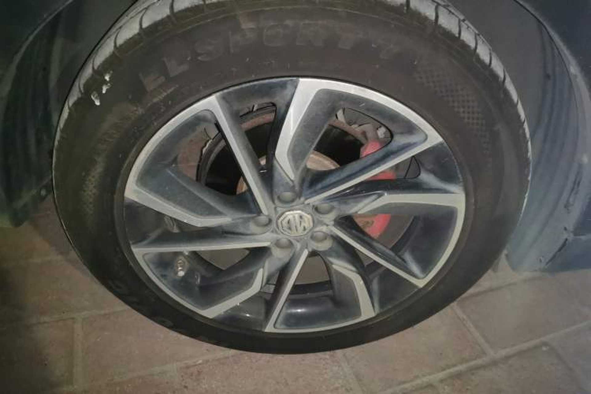 Used MG ZS 2020 260TGI Automatic Trophy Plus L2+ Right Front Wheel Hub