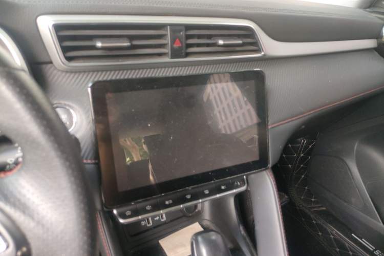 Used MG ZS 2020 180 DVVT Automatic Lite Audio And AC Panel