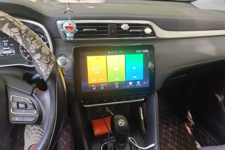 Used MG ZS 2020 180 DVVT Automatic Lite Audio And AC Panel