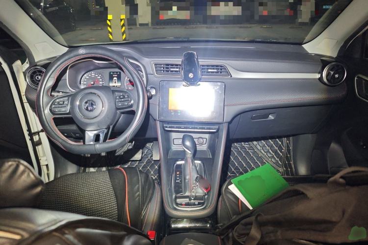 Used MG ZS 2020 180 DVVT Automatic Lite Center Console