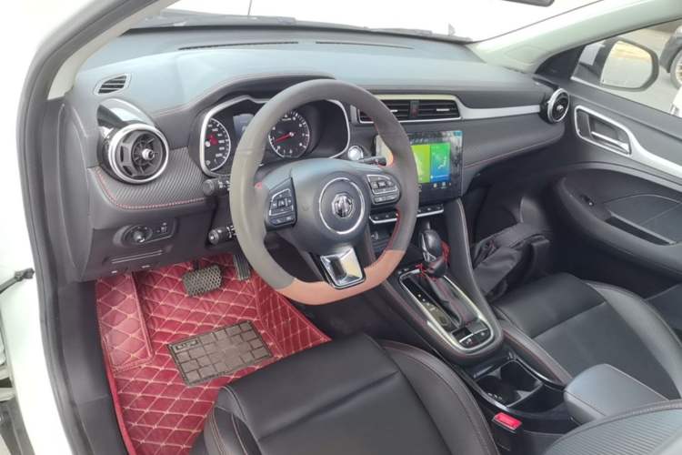 Used MG ZS 2020 180 DVVT Automatic Lite Center Console