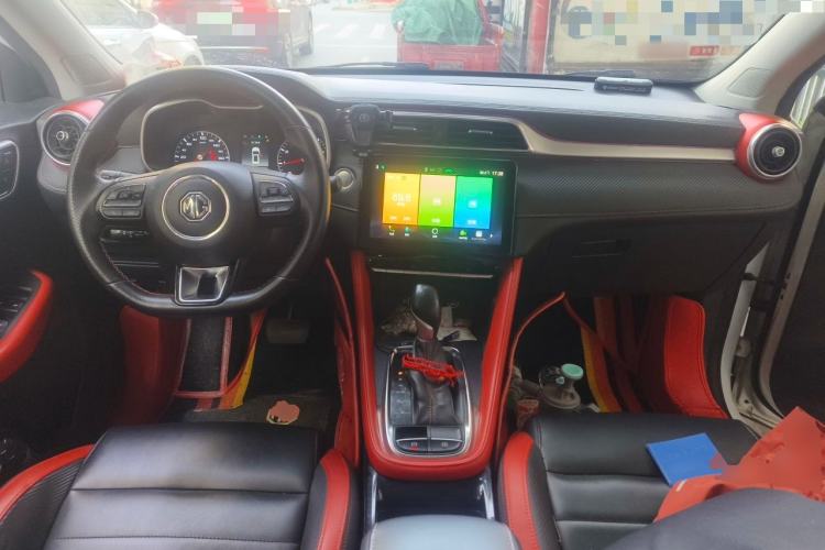 Used MG ZS 2020 260TGI Automatic Trophy Plus L2+ Center Console