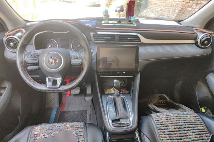 Used MG ZS 2020 180 DVVT Automatic Lite Center Console