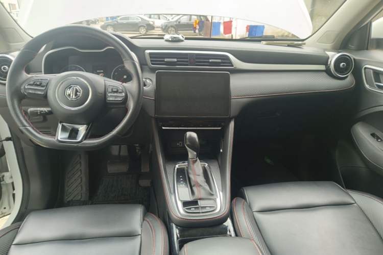 Used MG ZS 2020 180 DVVT Automatic Lite Center Console