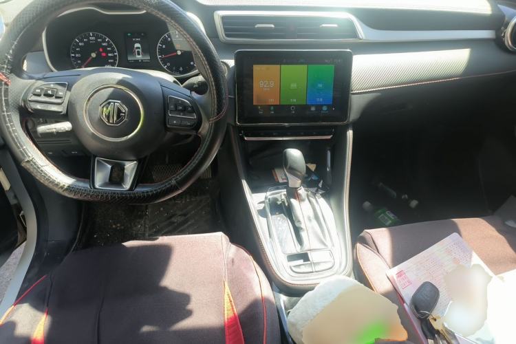 Used MG ZS 2020 180 DVVT Automatic UP Center Console