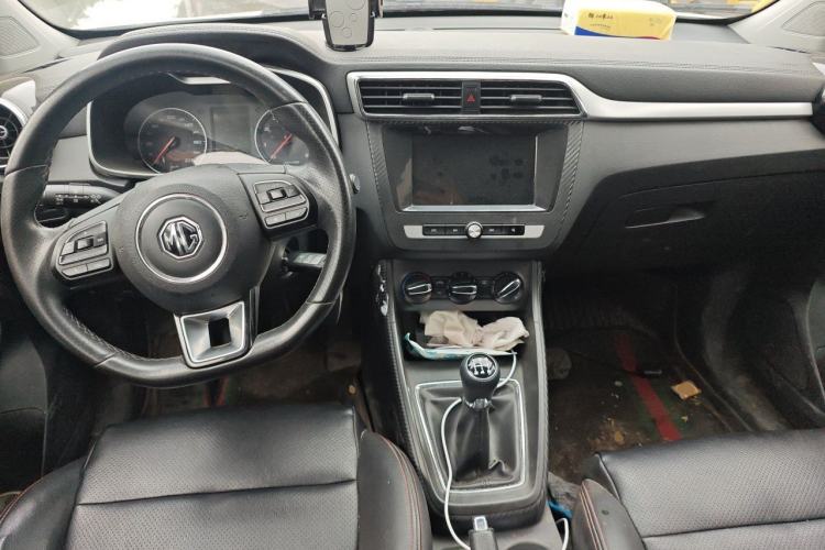 Used MG ZS 2020 Global Bestseller 1.5L Manual Comfort Edition Center Console