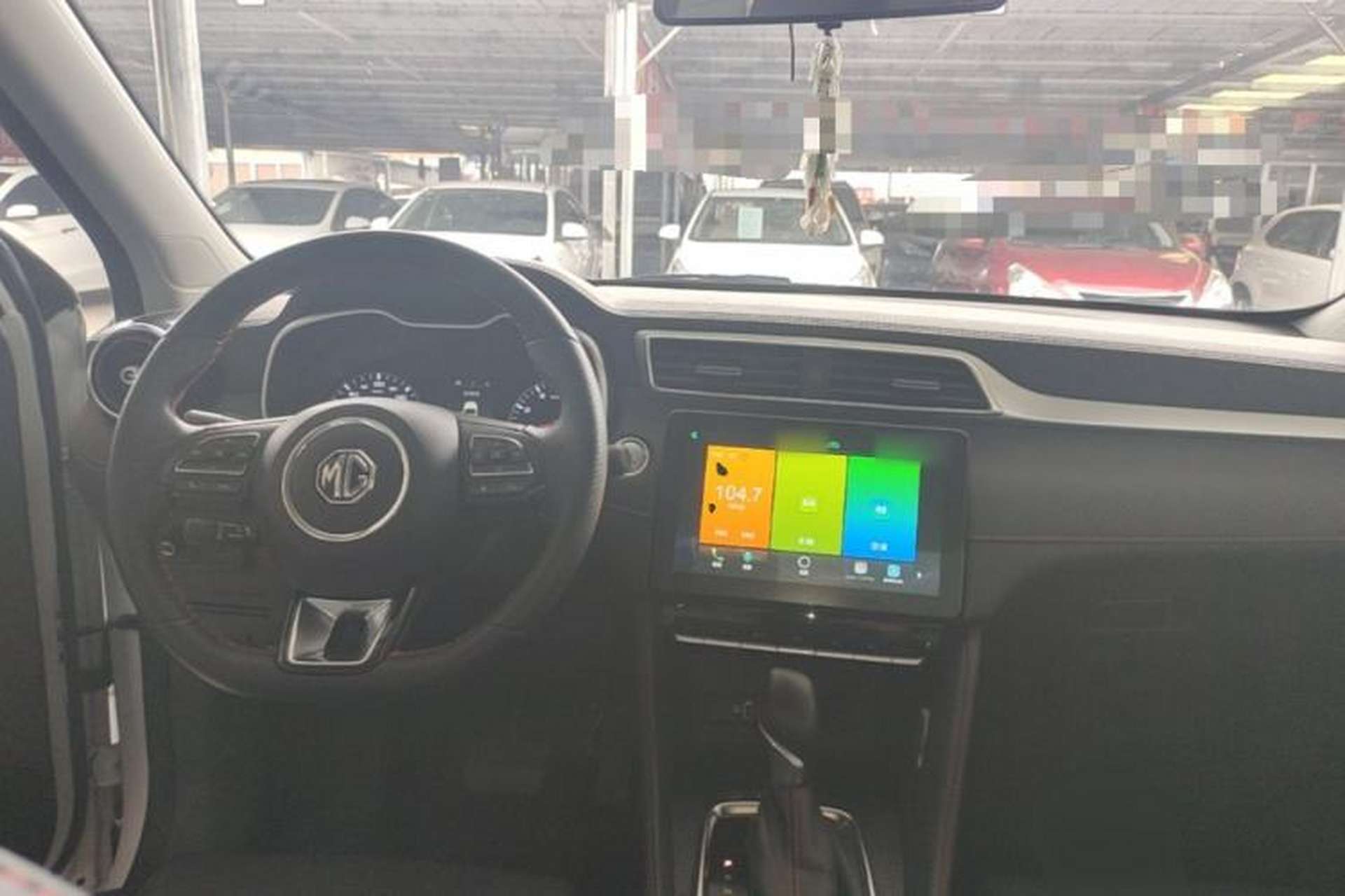 Used MG ZS 2020 180 DVVT Automatic Lite Center Console