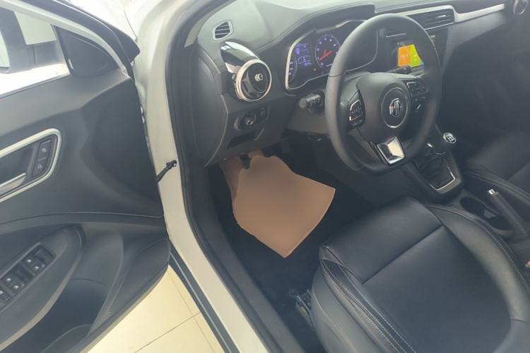 Used MG ZS 2020 Global Bestseller with 1.5L Engine Manual Transmission and a Massive 65-Inch Panoramic Sunroof Version Driver Seat