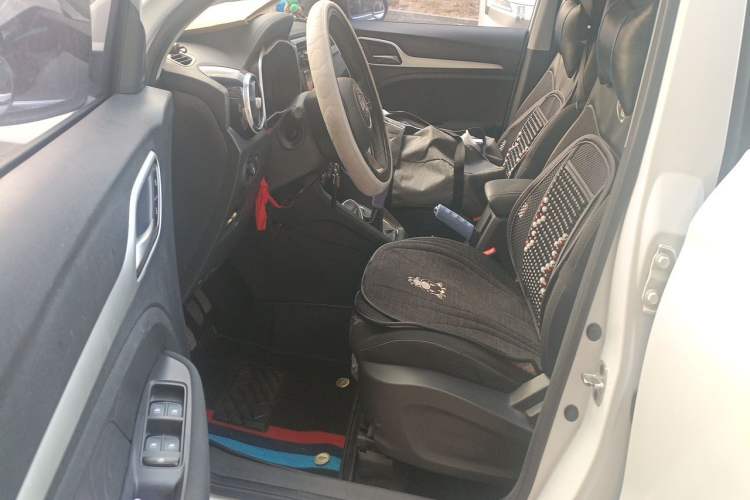 Used MG ZS 2020 Global Bestseller 1.5L Manual Comfort Edition Driver Seat