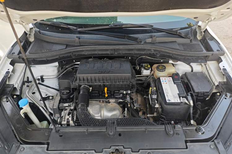 Used MG ZS 2020 180 DVVT Automatic UP Engine Bay