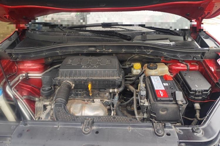 Used MG ZS 2020 Global Bestseller with 1.5L Engine Manual Transmission and a Massive 65-Inch Panoramic Sunroof Version Engine Bay