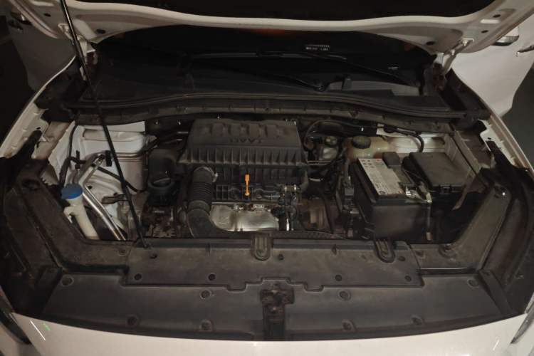 Used MG ZS 2020 180 DVVT Automatic Lite Engine Bay