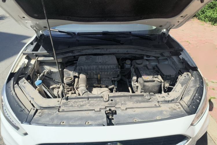 Used MG ZS 2020 180 DVVT Automatic UP Engine Bay