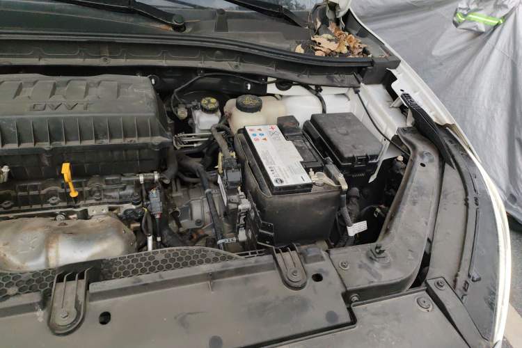 Used MG ZS 2020 180 DVVT Automatic Plus L2+ Engine Bay Left