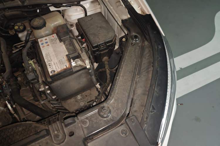 Used MG ZS 2020 180 DVVT Automatic Lite Engine Bay Left