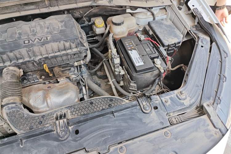 Used MG ZS 2020 Global Bestseller with 1.5L Engine Manual Transmission and a Massive 65-Inch Panoramic Sunroof Version Engine Bay Left