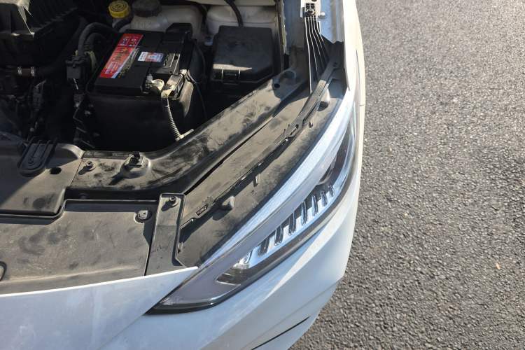 Used MG ZS 2020 180 DVVT Automatic Plus L2+ Engine Bay Left