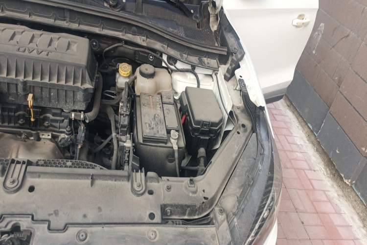 Used MG ZS 2020 Global Bestseller 1.5L Manual Comfort Edition Engine Bay Left