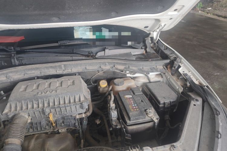 Used MG ZS 2020 Global Bestseller with 1.5L Engine Manual Transmission and a Massive 65-Inch Panoramic Sunroof Version Engine Bay Left