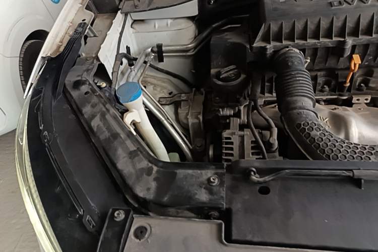 Used MG ZS 2020 180 DVVT Automatic Plus L2+ Engine Bay Right