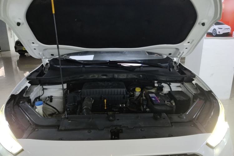 Used MG ZS 2020 180 DVVT Automatic Lite Engine Bay