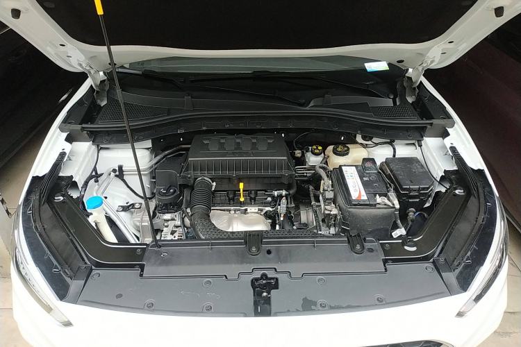 Used MG ZS 2020 180 DVVT Automatic UP Engine Bay