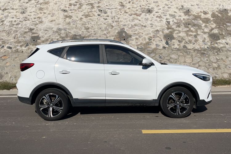 Used MG ZS 2020 180 DVVT Automatic Plus L2+ Exterior 2