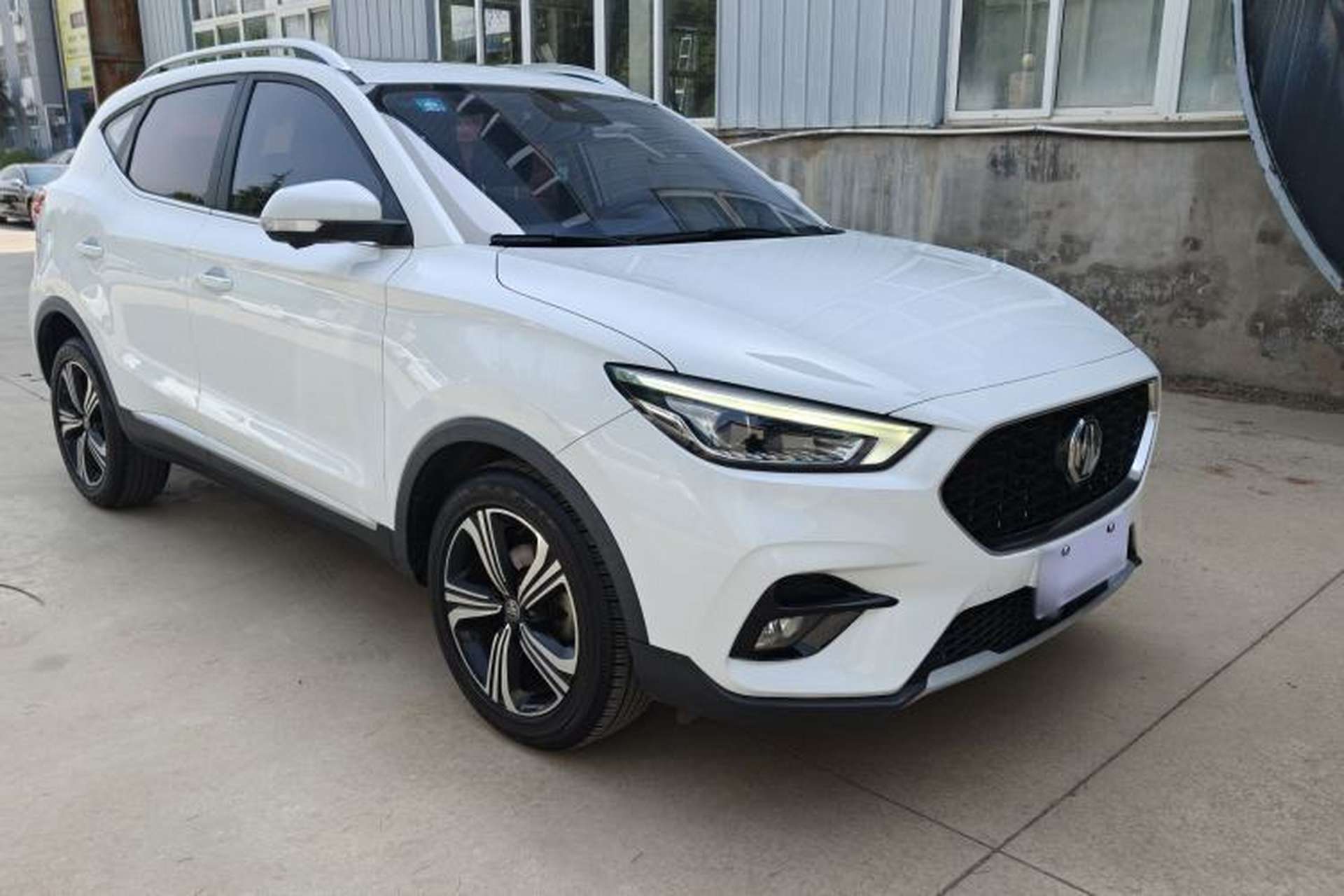 Used MG ZS 2020 180 DVVT Automatic Plus L2+ Exterior 5