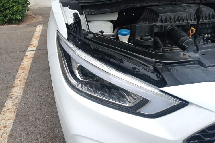 Used MG ZS 2020 180 DVVT Manual Lite Exterior 6