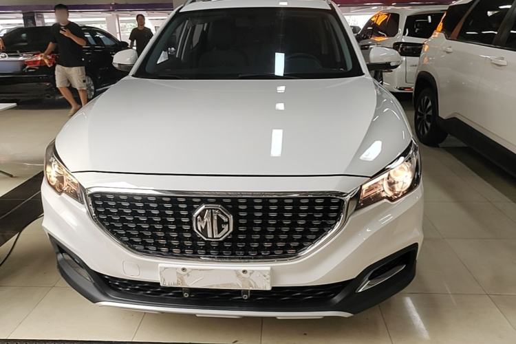 Used MG ZS 2020 Global Bestseller with 1.5L Engine Manual Transmission and a Massive 65-Inch Panoramic Sunroof Version Front