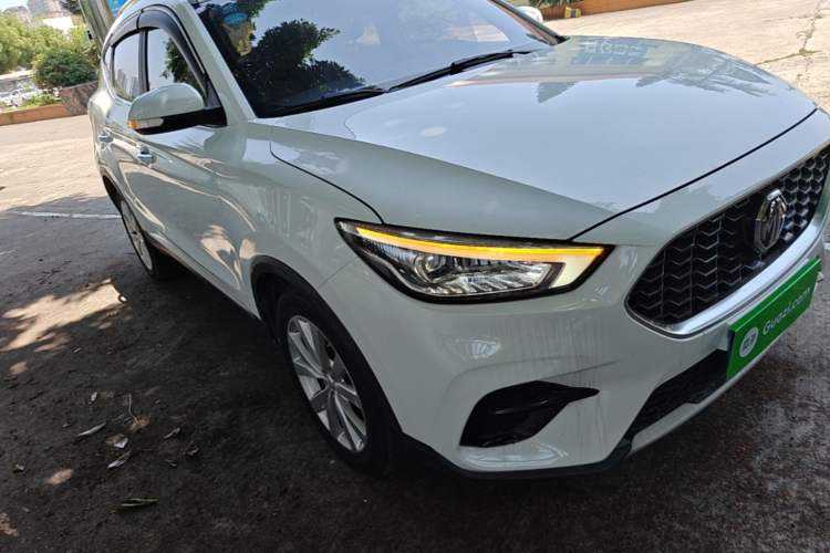 Used MG ZS 2020 180 DVVT Automatic Lite Front Right 45 Deg