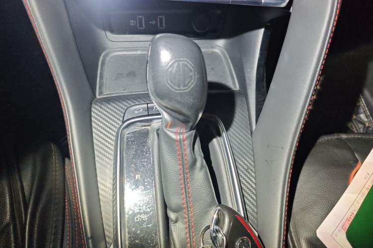 Used MG ZS 2020 180 DVVT Automatic Lite Gear Lever