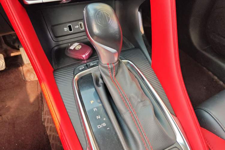 Used MG ZS 2020 260TGI Automatic Trophy Plus L2+ Gear Lever