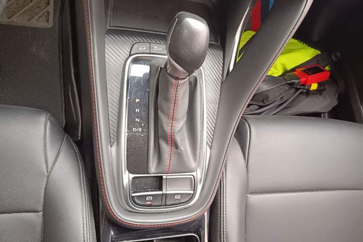 Used MG ZS 2020 180 DVVT Automatic UP Gear Lever