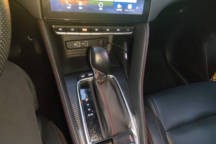 Used MG ZS 2020 180 DVVT Automatic Plus L2+ Gear Lever