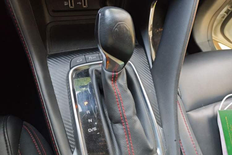 Used MG ZS 2020 180 DVVT Automatic Lite Gear Lever