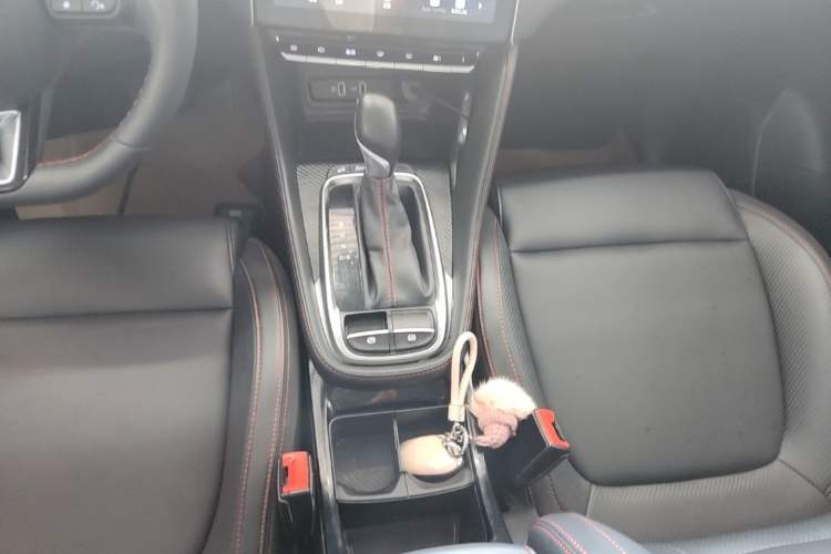 Used MG ZS 2020 180 DVVT Automatic Lite Gear Lever