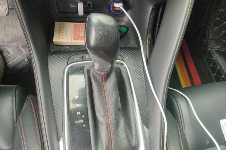 Used MG ZS 2020 180 DVVT Automatic Lite Gear Lever