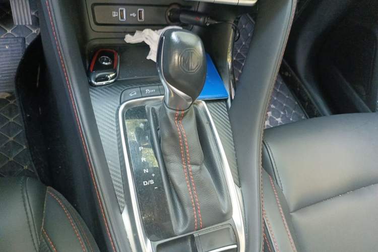 Used MG ZS 2020 180 DVVT Automatic Lite Gear Lever