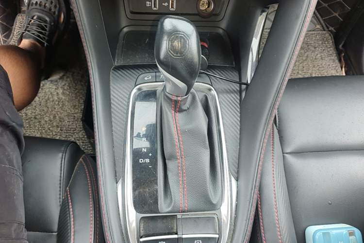 Used MG ZS 2020 180 DVVT Automatic Lite Gear Lever