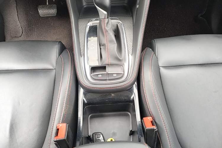 Used MG ZS 2020 180 DVVT Automatic Lite Gear Lever