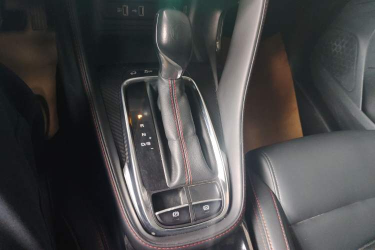 Used MG ZS 2020 180 DVVT Automatic Lite Gear Lever