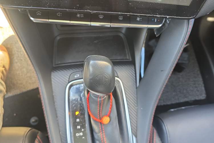 Used MG ZS 2020 180 DVVT Automatic Plus L2+ Gear Lever