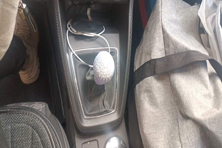 Used MG ZS 2020 Global Bestseller 1.5L Manual Comfort Edition Gear Lever