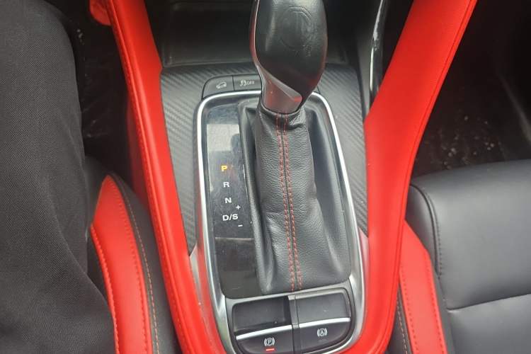 Used MG ZS 2020 260TGI Automatic Trophy Plus L2+ Gear Lever
