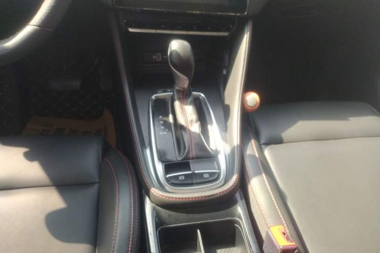 Used MG ZS 2020 180 DVVT Automatic Lite Gear Lever